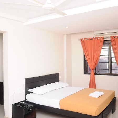 Riva Residency Hotel Palakkad Exterior photo